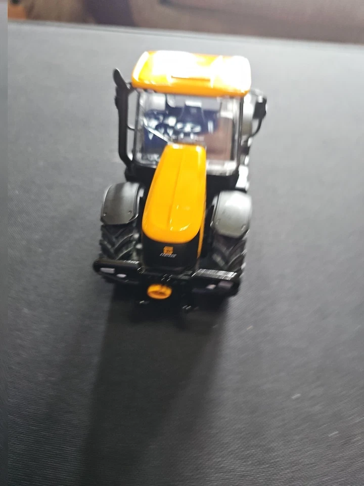 BRITAINS Fasttrac 1/32 Scale Diecast Model. 42762. Used, But Perfect - Image 2 of 4