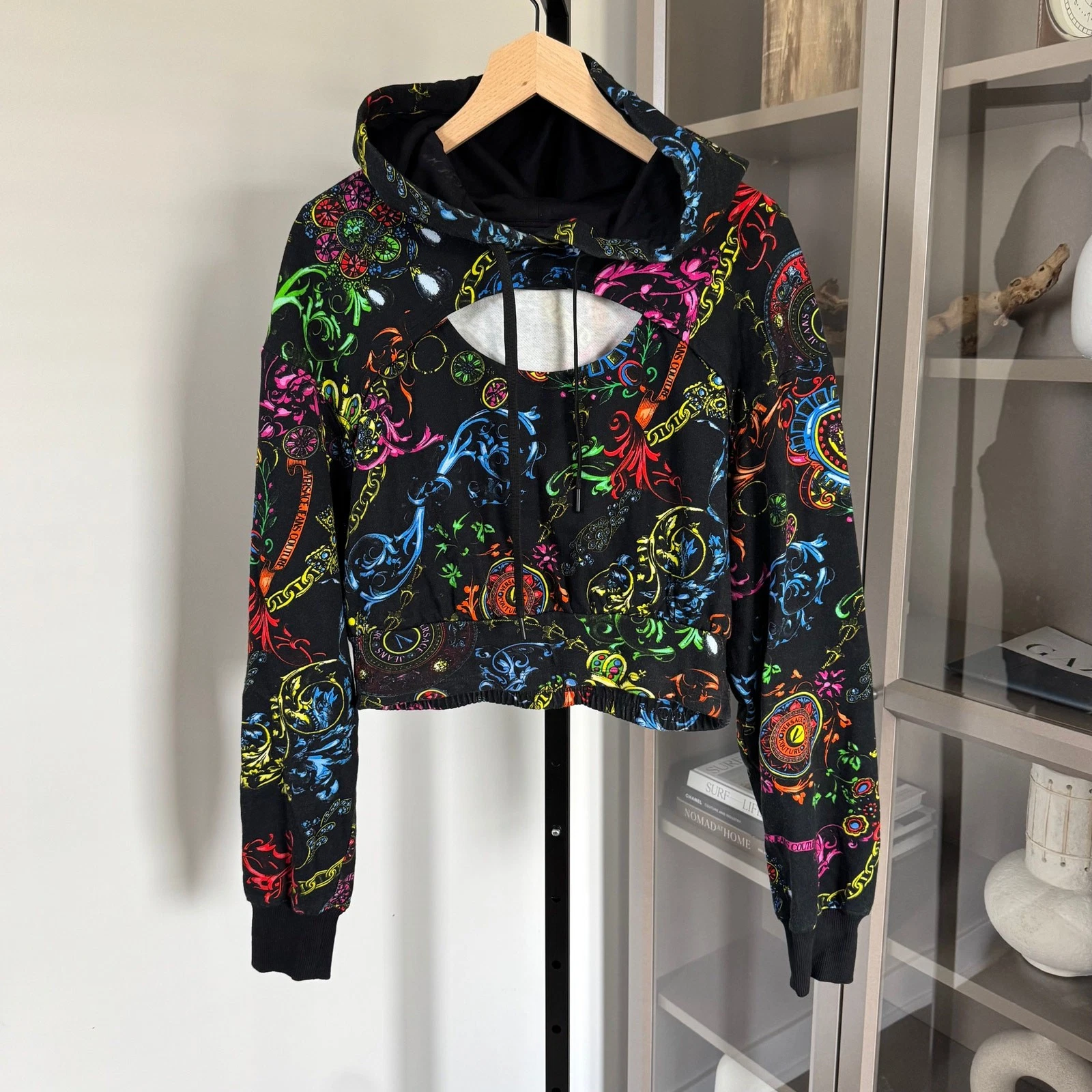 Versace — Versace Baroque Colorful Regalia Print Pattern Black Hoodie 44 Jeans Couture