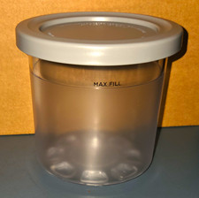 Set Of 4 Round Clear Plastic Storage Containers with Snap Lid, 16.2 oz Stackable