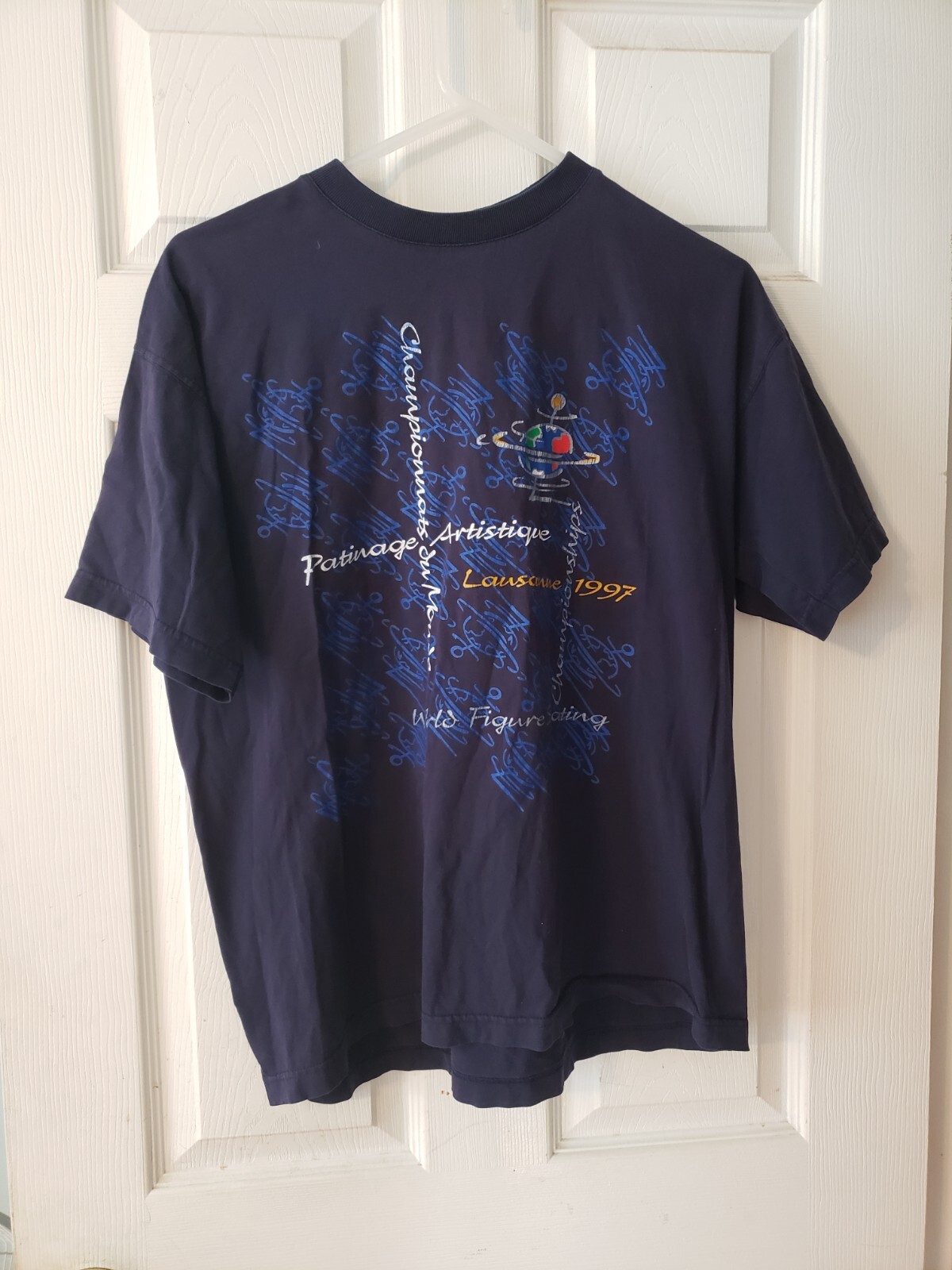 Vintage Figure Skating 1997 World Cup Short Sleeve T-Shirt Mens Size M Blue