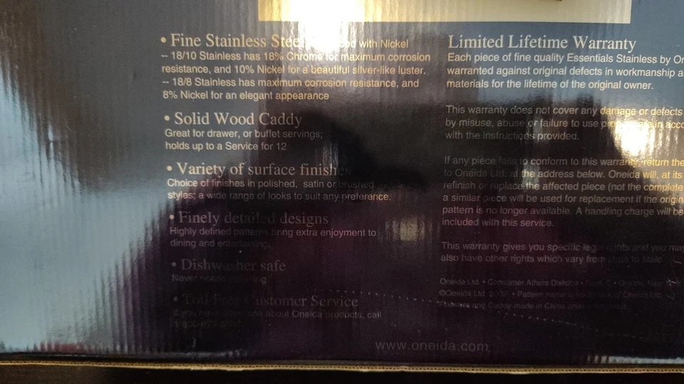 Oneida Wordworth pattern 65 pc for 12 NEW IN BOX, FLATWARE SET, Sterling Silver - Image 3 of 3