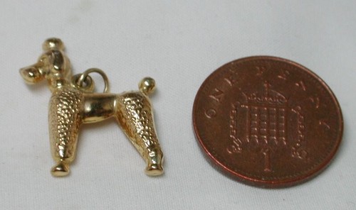 9ct Gold French Poodle Charm 22862 - Picture 3 of 3