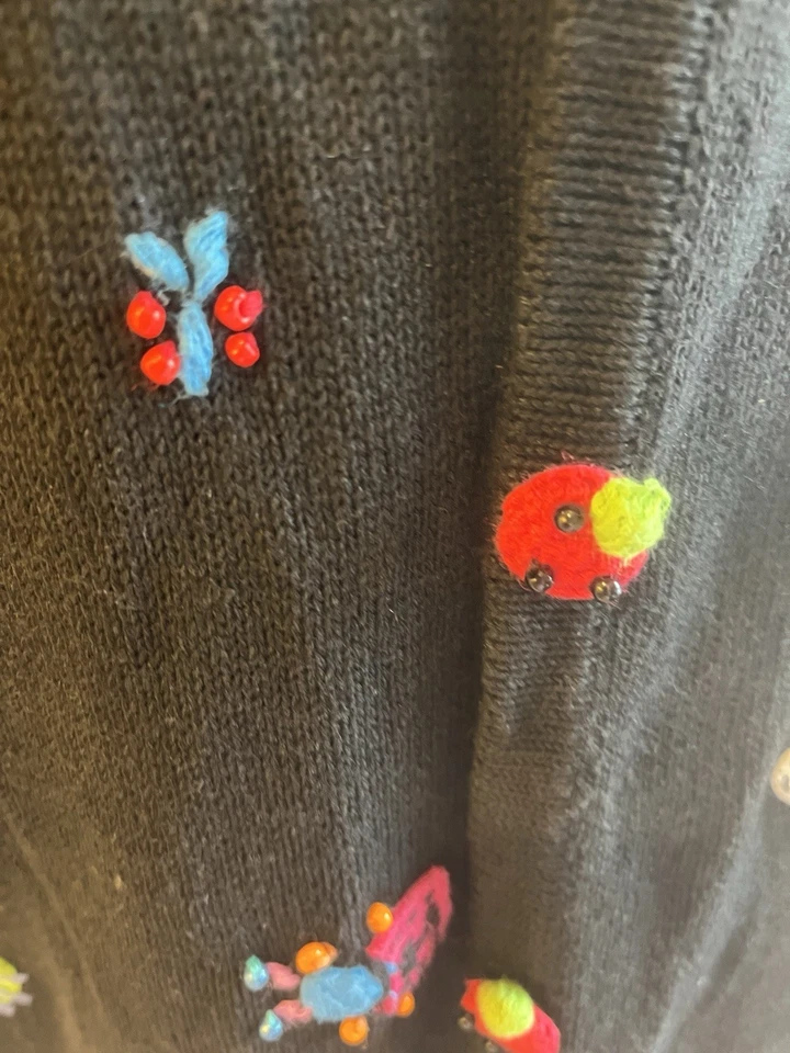 Vtg Talbots Talla L Cardigan bordado negro Lady Bugs Lino Algodón Cottagecore Foto 3 de 4