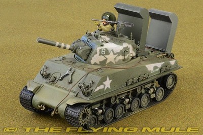 Forces of Valor 1:32 M4(105) HVSS Sherman US Army 711th Tank Btn