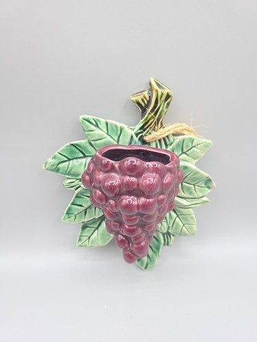 Vintage 1950s McCoy Wall Hang Wall Pocket Grapes Original - Picture 2 of 10