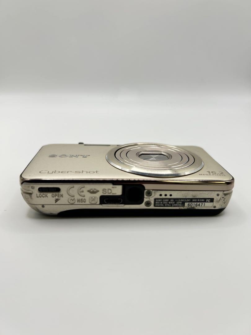 SONY Cyber-shot WX50 DSC-WX50/L Gold Digital Camera ‎16.2