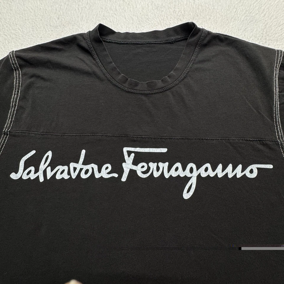 (S) Salvatore Ferragamo логотип футболка черный белый стежок сделано в Турции винтажный стиль - Изображение 3 из 4
