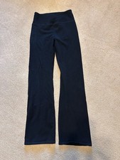Women  s Hollister Black Ultra High Rise Medium Flared Leggings