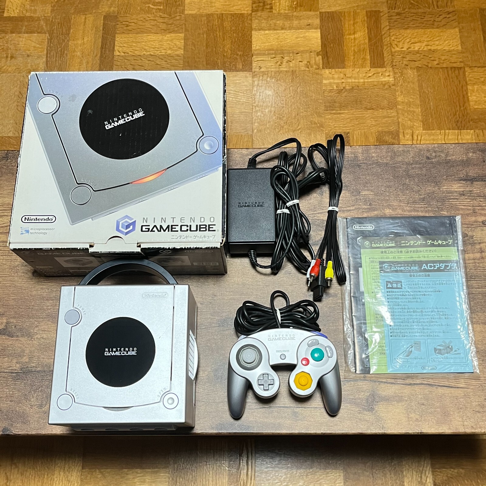 ニンテンドーゲームキューブ - Nintendo GameCube シルバー 本体 ACアダプタ付き ニンテンドーゲームキューブ - Nintendo GameCube シルバー 本体
