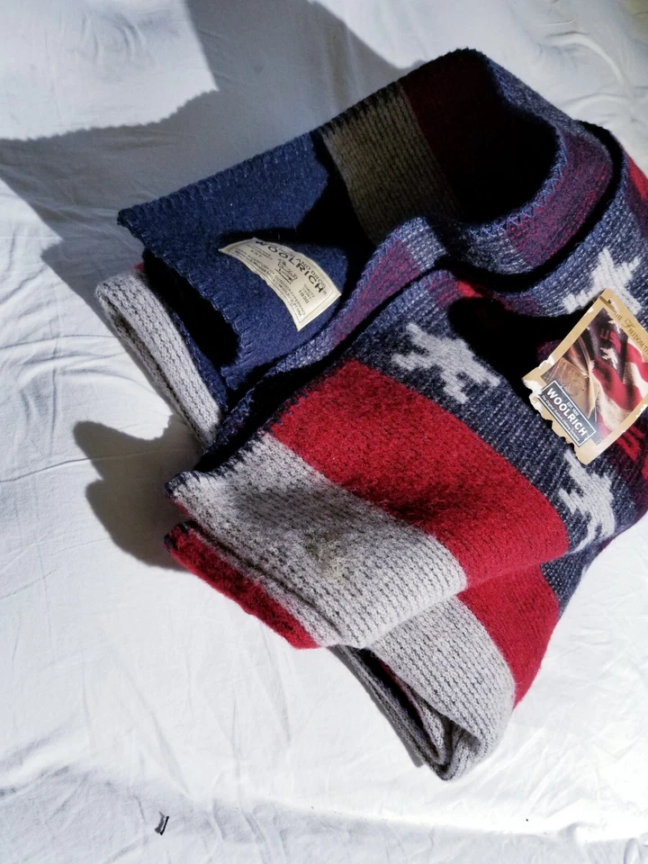 Woolrich Home of the Free Throw EE. UU. Bandera Manta Alfombra Lana Rayas Estrellas 56" x 68" Foto 3 de 4