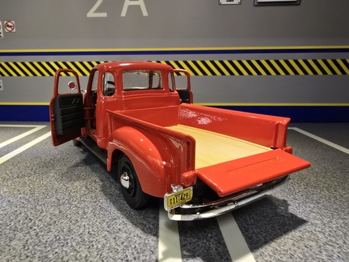 Chevrolet 3100 Pickup Rosso 1950 Camion 1:24 Diecast Scala Dettagliata Modello Maisto - Foto 6 di 12