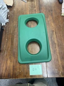 Rubbermaid Slim Jim Bottle Can Recycle Lid Green 2692-88