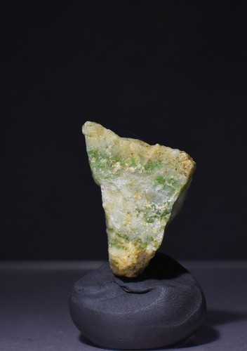 Washington state grossular Hydrogrossular garnet jade hydrogrosular rough - Picture 2 of 6