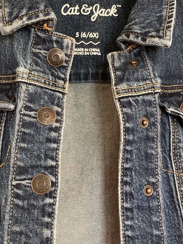 Cat & Jack Girls’ Small Blue Jean Denim Vest Snap-Up - Picture 4 of 12