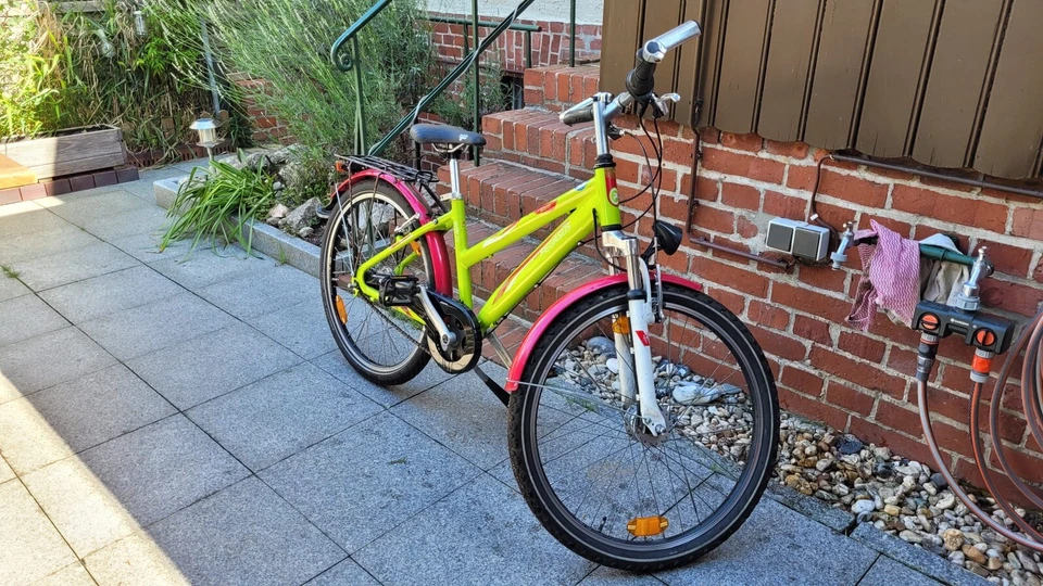 Komplettes Fahrrad 