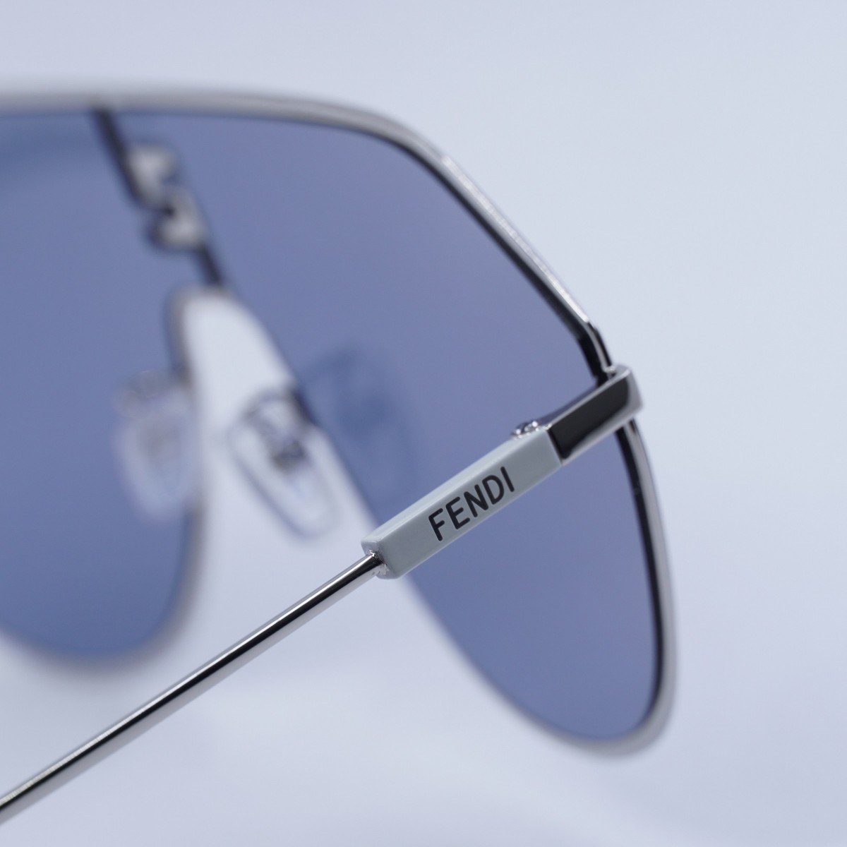 FENDI FE40080U 16V Palladium/Blue 65-9-145 Sunglasses New  display picture 2