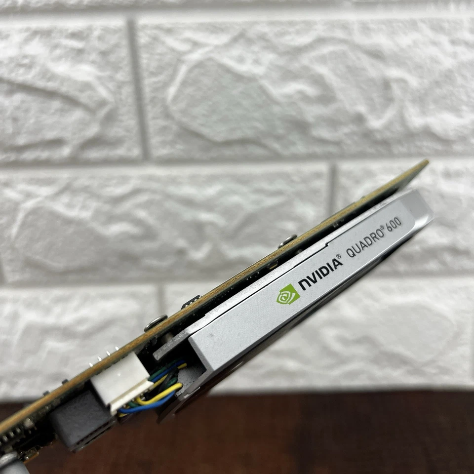 DELL NVIDIA Quadro 600 1GB GDDR3 DVI Display Port Graphics Card 04J2NX PC - Image 4 of 4