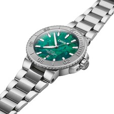 Oris Aquis x Bracenet Automatic Steel Date Divers Mens Watch 733 7730 4137-MB 2