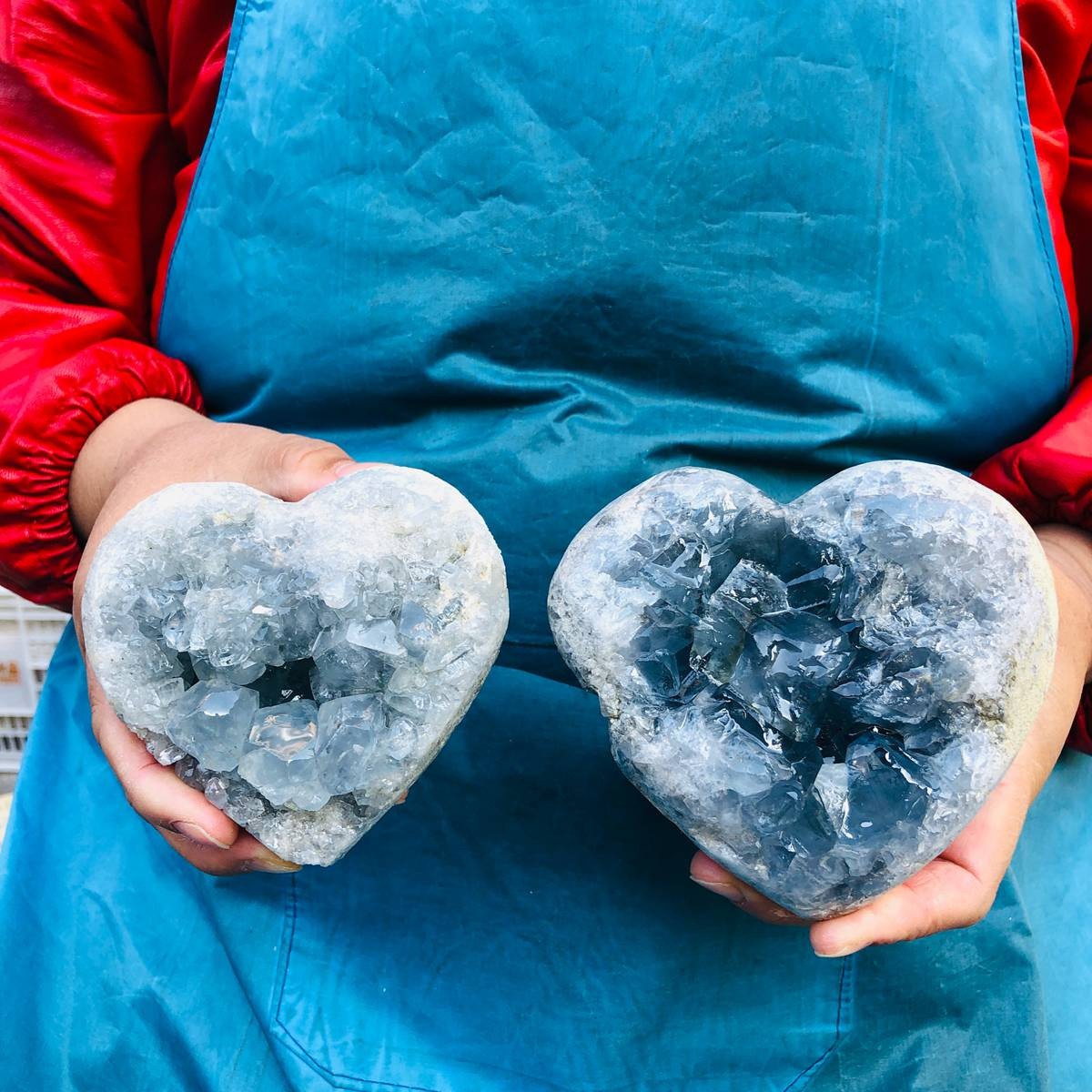 2 pieces 1700g Top natural blue crystal cave quartz cave mineral specimens 3254