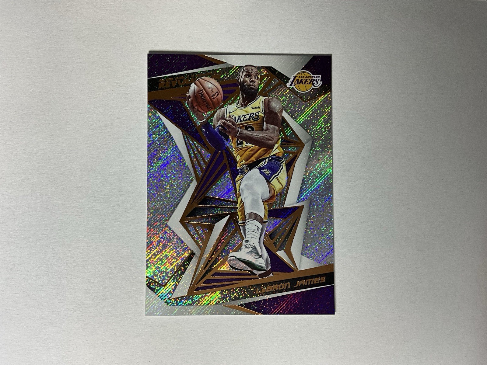 2019-20 Panini Revolution LeBron James #14