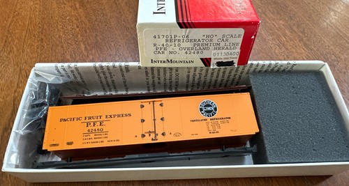 Kit Intermountain HO 41701P-06 Premium Line Reefer PFE Overland Herald #42480 NY | Zustand: New