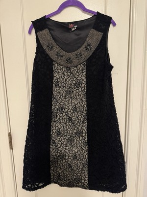 Black Yumi Dress Sz M Rose Lace Detail & Fully Beaded Flower Detail On Collar