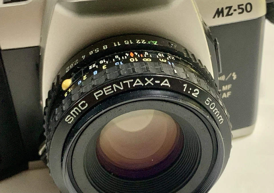 Pentax MZ-50 35mm AF SLR Film Camera W/ SMC Pentax-A 50mm f/2 Prime Lens & Strap - Image 2 of 4