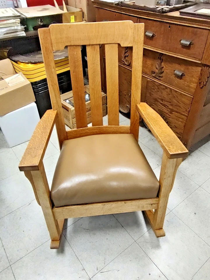 古董使命风格摇椅 — 第 2/4 张图片