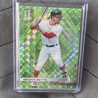 2018 Panini Chronicles - Spectra Mookie Betts #62 Green Mosaic Prizm /25