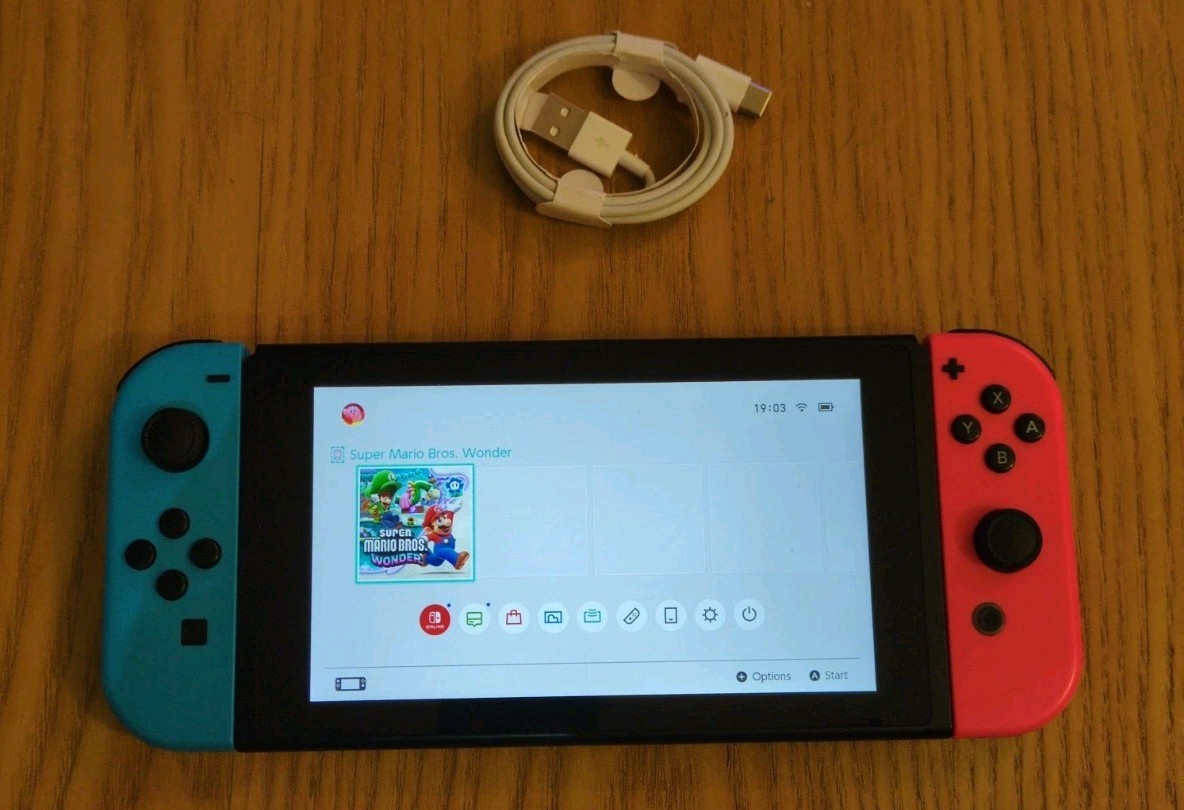 IMPROVED BATTERY Nintendo Switch 32GB Console Red & Blue Joycons V2 No3