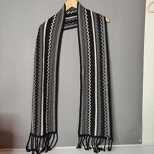 MENS SMARTWOOL Pine Lake Charcoal Gray Black Scarf Merino Wool Soft Fringe