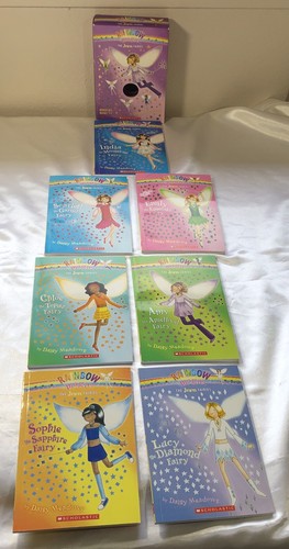 Rainbow Magic The Jewel Fairies Books 1-7 Box Set with Necklace by Daisy Meadows - Picture 6 of 8