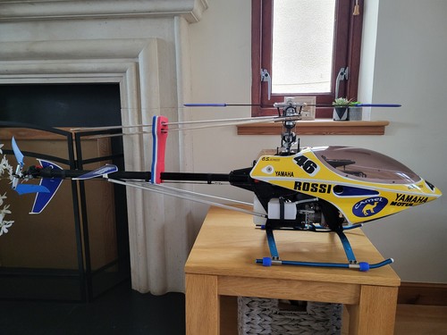 Thunder Tiger Raptor 30 - OS MAX SX 32 Upgrade - Valentino Rossi Livery - Untest - Picture 3 of 23