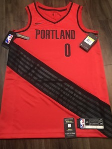 damian lillard swingman jersey