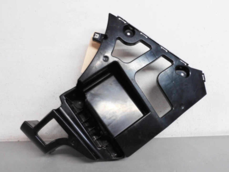 2014 2018 BMW X5 LEFT SIDE REAR OUTER BUMPER MOUNT BRACKET - Image 2 of 4