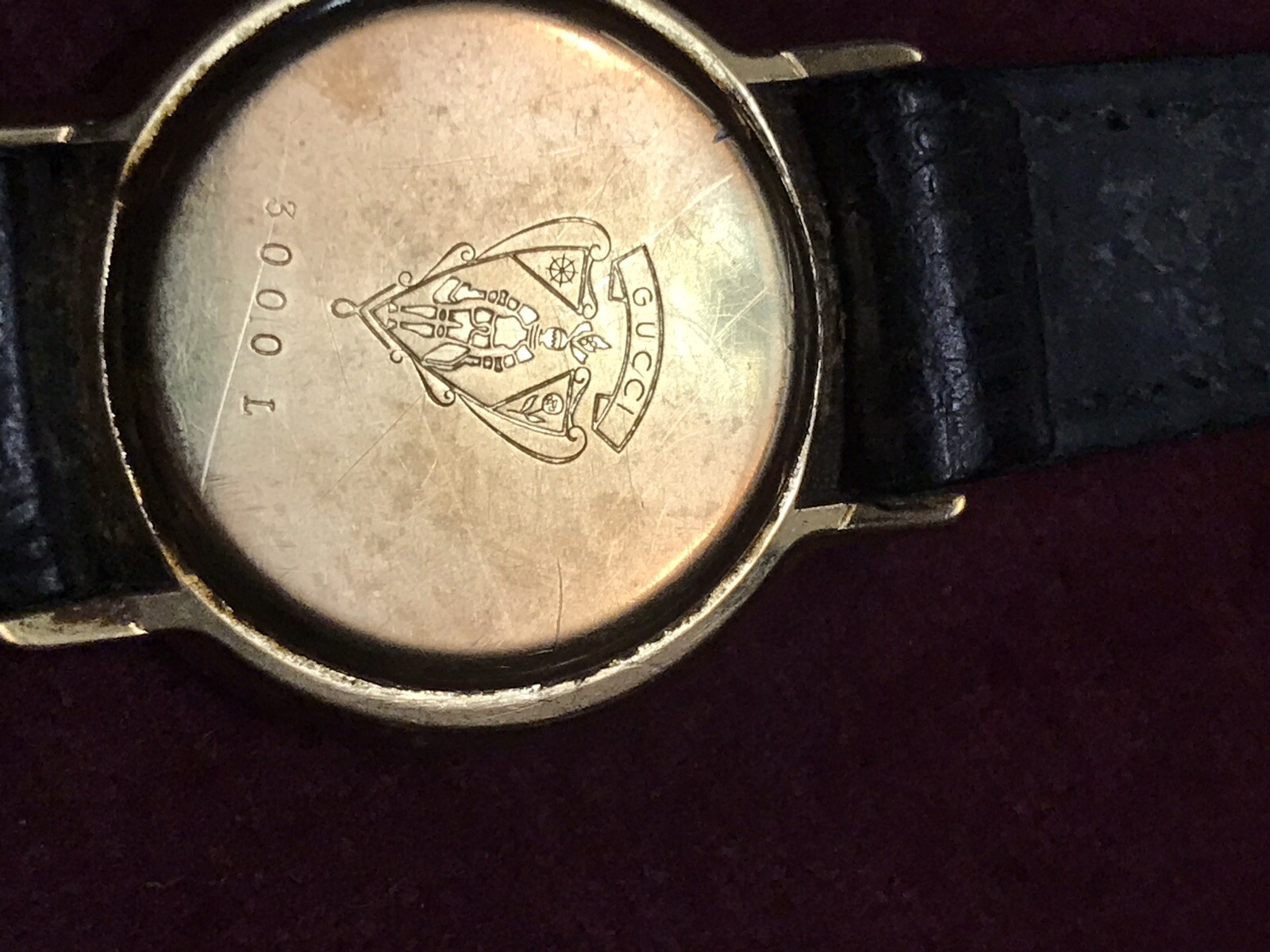 genuine Gucci watch needs work - image 2