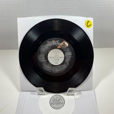 Earl Thomas Conley – Love Don't Care (Whose Heart It Breaks) RCA – PB-14060