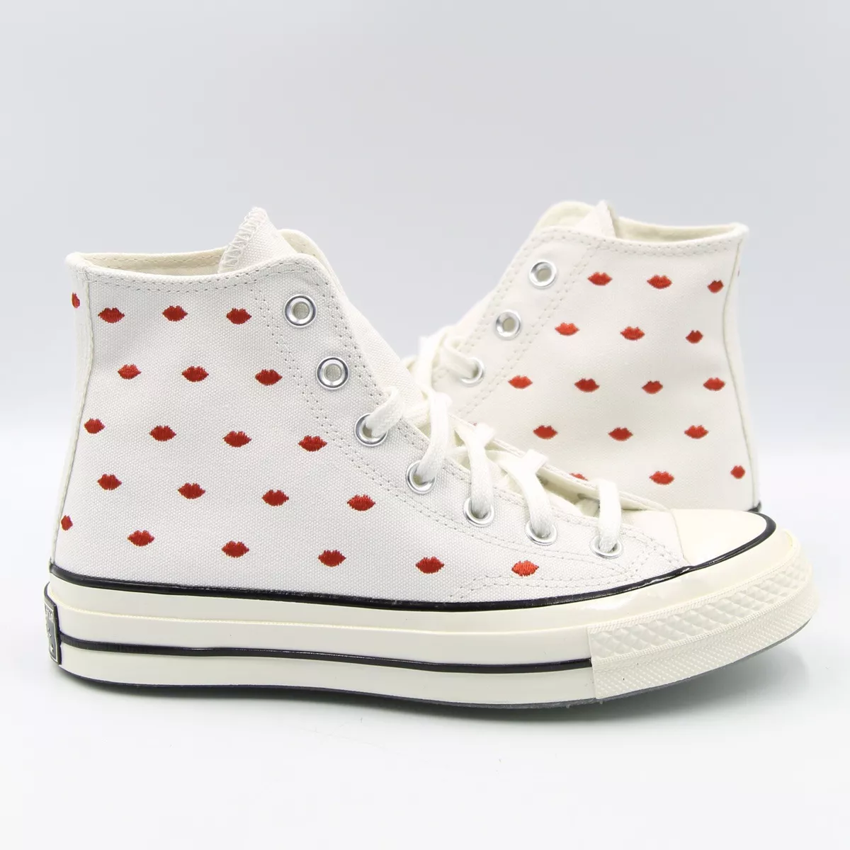 Red polka sales dot converse