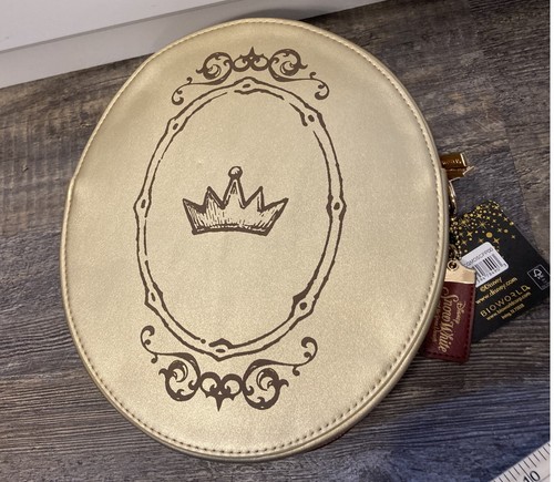 Disney Bioworld Snow White MAGIC MIRROR 3D CROSSBODY BAG Purse w/Tags - Picture 11 of 15