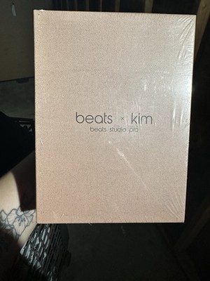 Beats by Dr. Dre Studio Pro x Kim Kardashian Beige Bluetooth Noise Cancelling