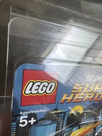 LEGO SDCC 2013 BLACK SUIT SUPERMAN SUPER RARE W/ ACRYLIC CASE **READ LISTING**