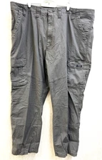 NWT. MEN'S WRANGLER CARGO RELAXED FIT JEANS. 44x30. Olive Drab Green