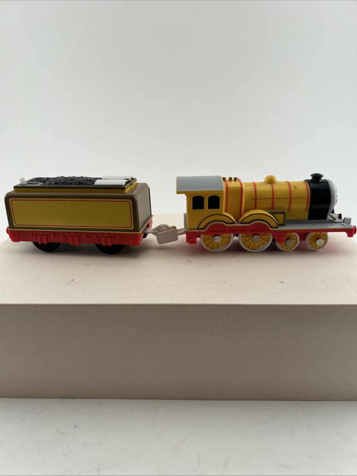 Thomas & Friends TrackMaster Molly Engine & Tender 2005 Tomy Tested Works
