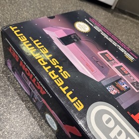 Nintendo Entertainment System NES-001 Action Set Console Bianca Buone Condizioni 