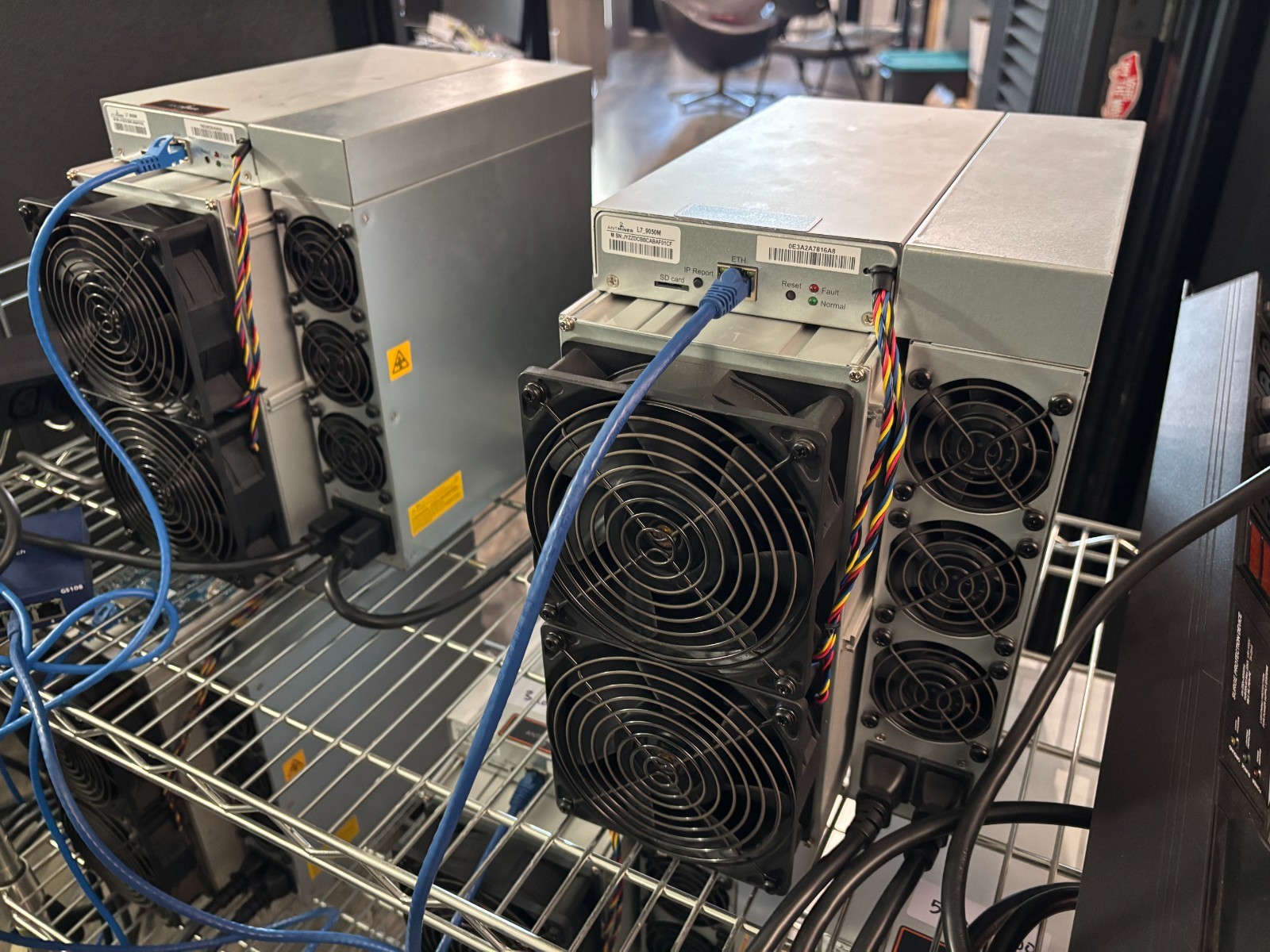 Bitmain Antminer L7 9050MH/s DOGE /LTC Scrypt 9050 - SHIPS from USA! No Tariffs