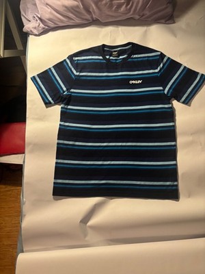 Oakley Striped T Shirt Adult Size Large Blue Short Sleeve Outdoor Mens