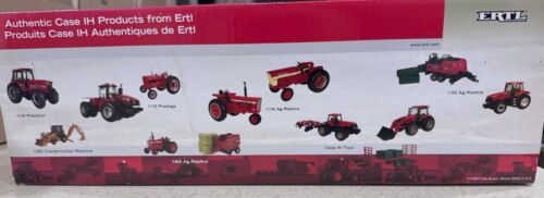 Case 730 with Wagon 1/16th - Picture 5 of 5