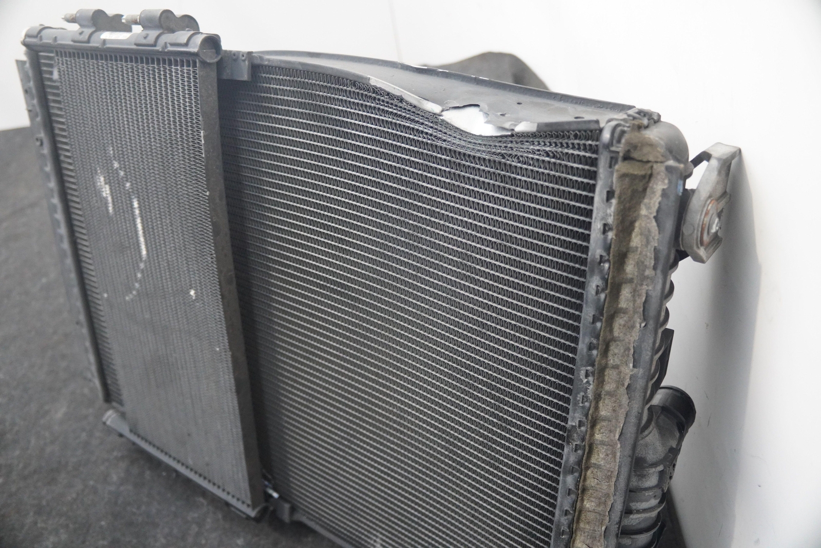 Rear Right Engine Cooling Pack Radiator Fan 13L0208CP McLaren 720S 2018 *Note*