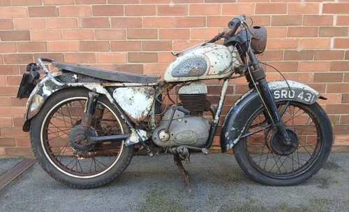1954 Ambassador Supreme - restoration project/spares - Picture 1 of 13
