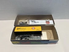 Two HO Scale Mdc Roundhouse 36’ Billboard Reefer Miller & Roberts Meats Kits NOS